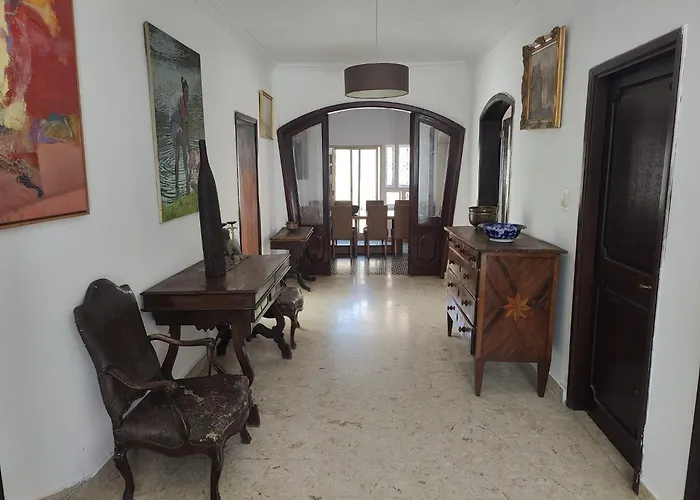 Location, Location, Location بيت للعطل *